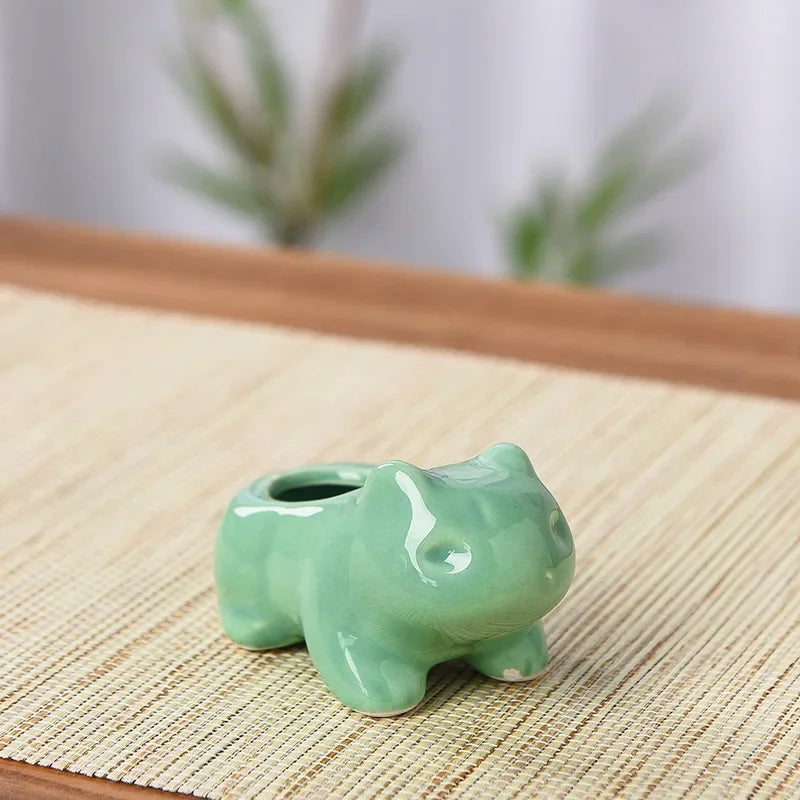 Ceramic Mini Succulent Planter – A Leafy Little Treasure