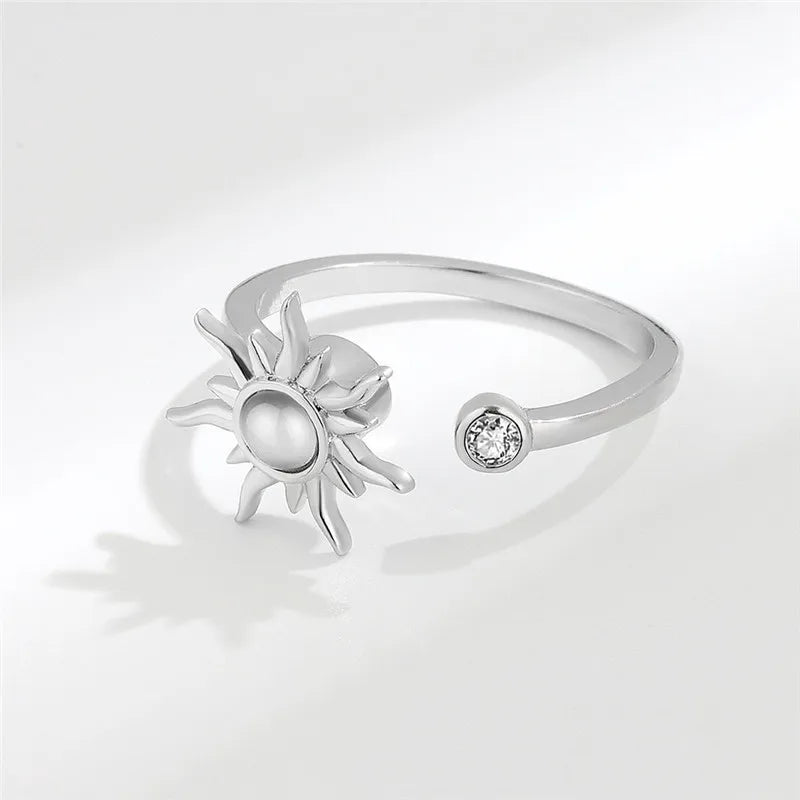 Sunflower Fidget Spinner Ring – Adjustable Crystal Flower Ring