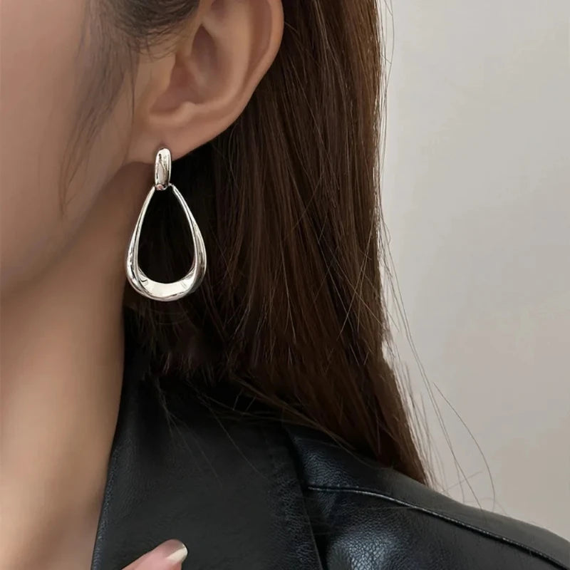 Retro Hollowed Teardrop Dangle Earrings – A Sweet Little Dangle We Couldn't Resist