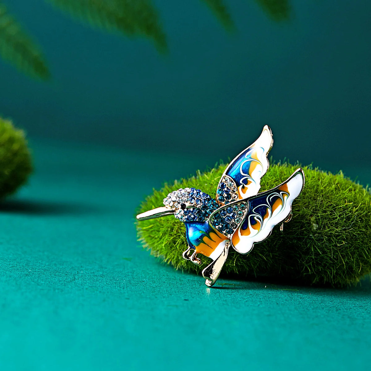 Garden Party Brooch – Pearl Birds, Butterflies & Bees Pin
