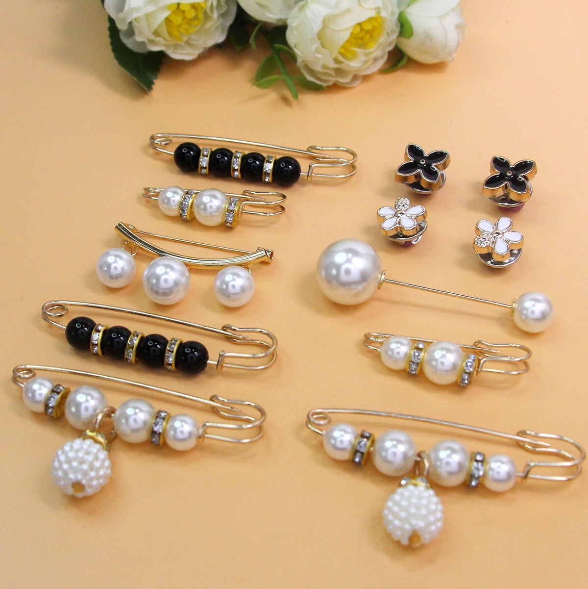 Pearl Waist-Cinching Pins, 12 Pack – No-Sew Clothing Clips
