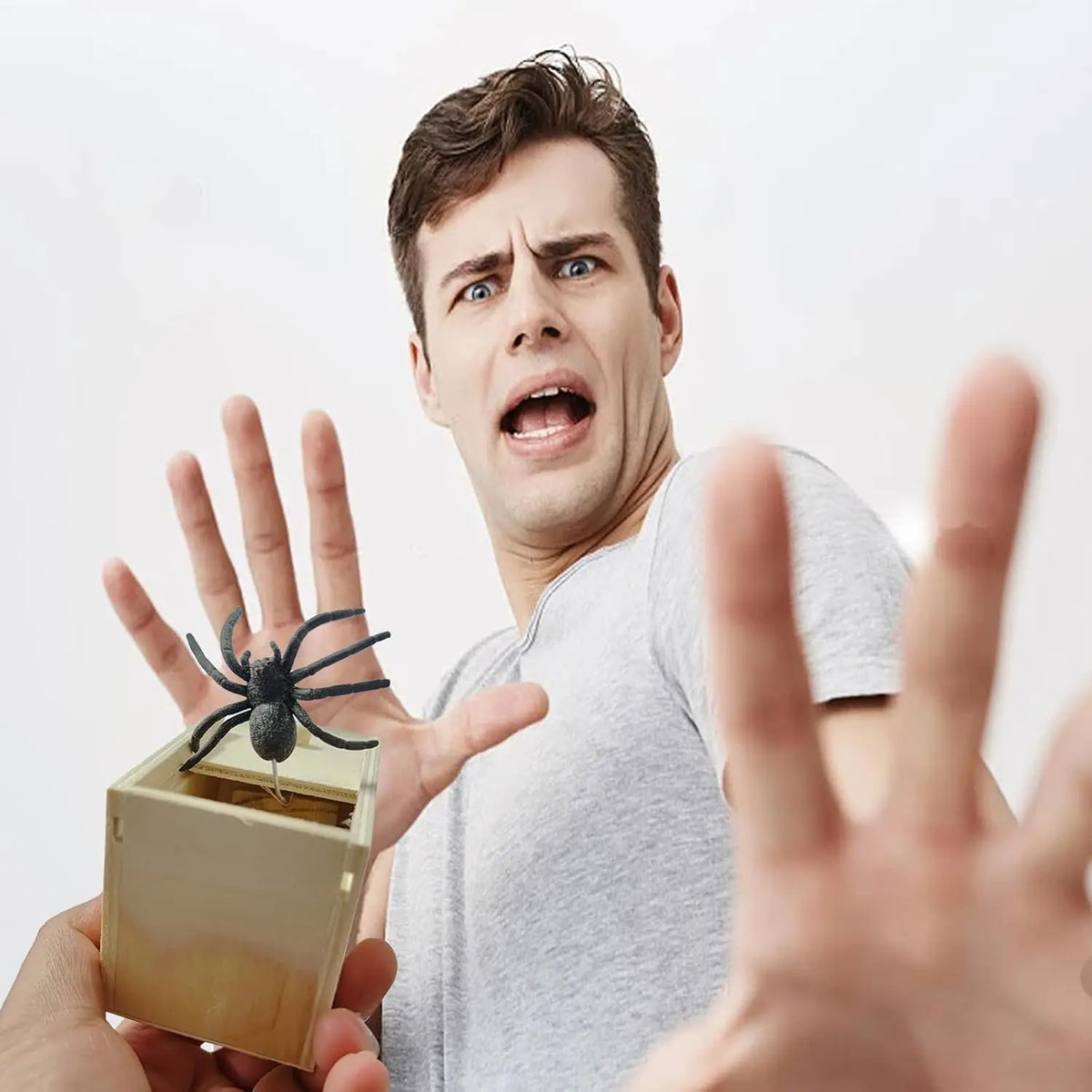 Spider Prank Pop-Out Box — A Sneaky Little Treasure